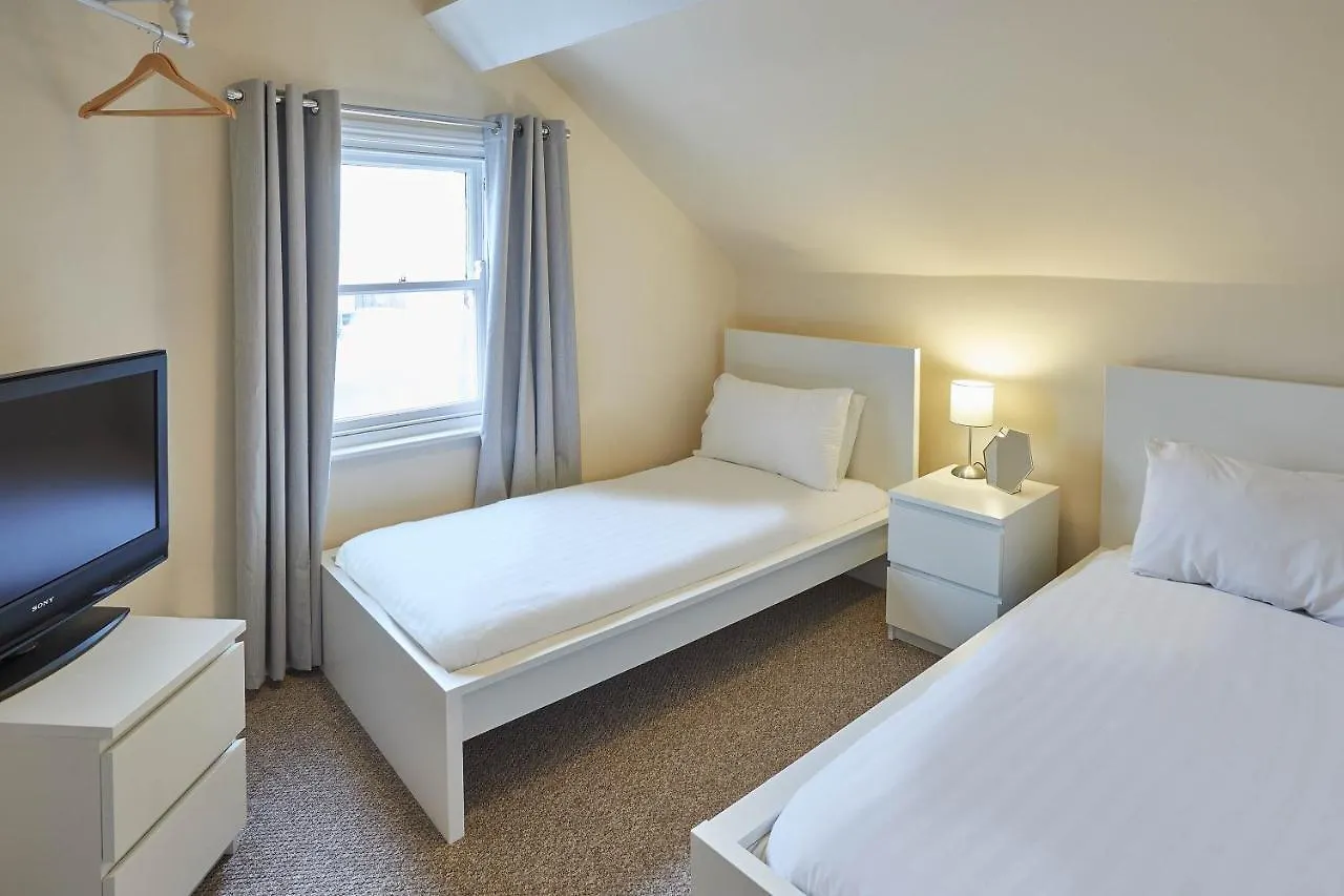 Host & Stay - The Townhouse Scarborough 0*,