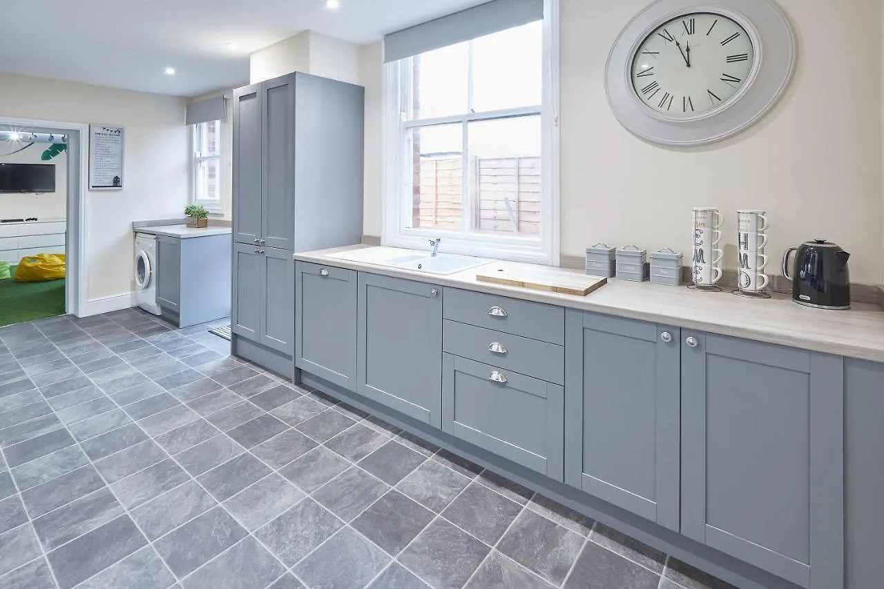 Host & Stay - The Townhouse Scarborough Holiday home